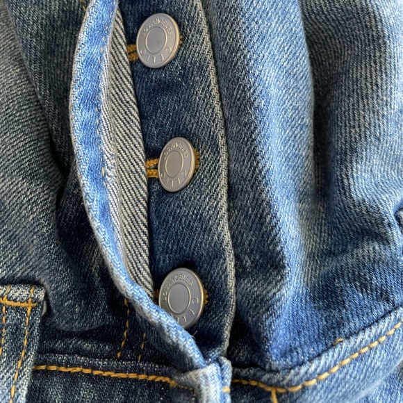 High Waist Denim Bermuda Shorts - Picture 3 of 3